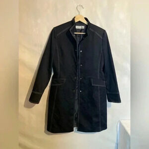 Tahari coat‎